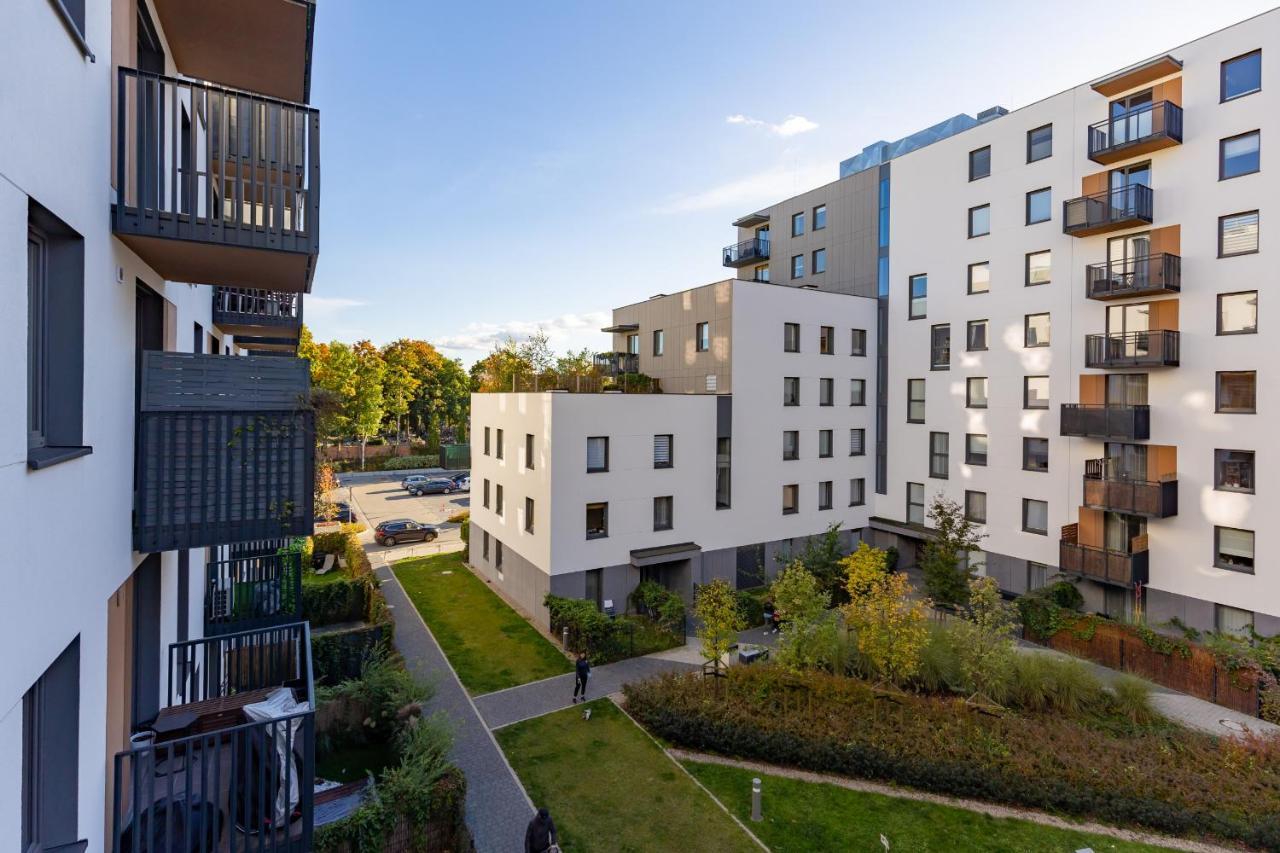 Warsaw Ulrychow Apartment With Parking By Renters エクステリア 写真